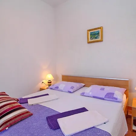 Filipovic - One-bedroom With Balcony And Sea View *